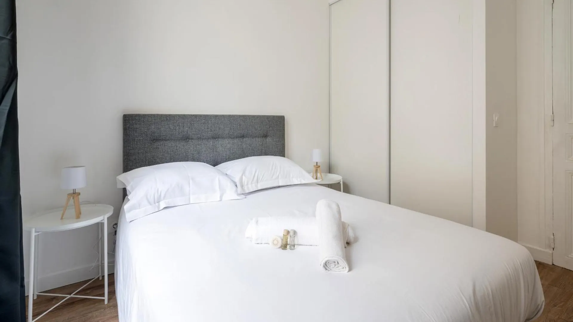 Blanche - Welkeys Paris